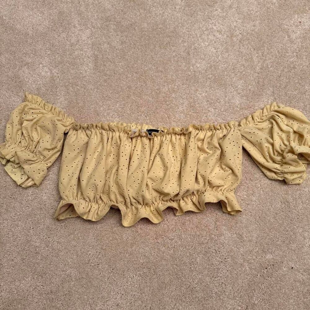 Prettylittlething Women's Crop-top